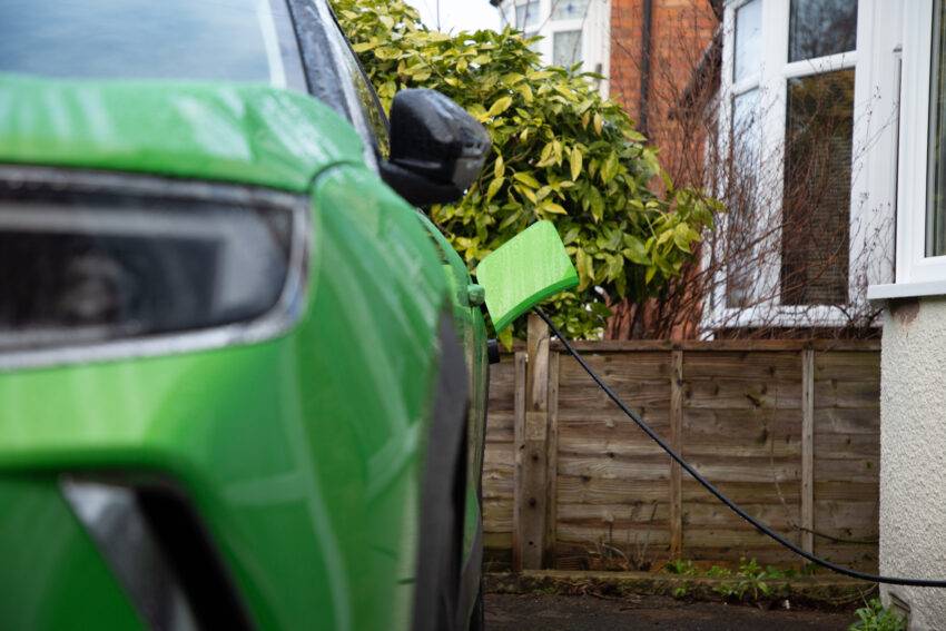 Given the current rapidly approaching deadline to phase out petrol and diesel cars, many fear that UK buyers will have no choice but to turn to low-priced Chinese electric cars given their dominance in this sector of the market.